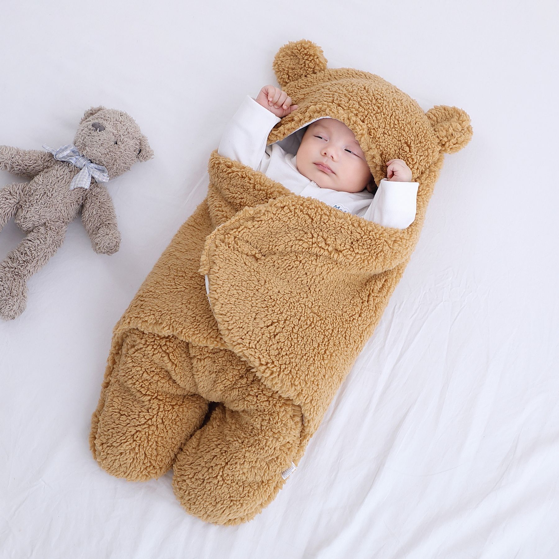 Cozy Baby Sleeping Wrap – Teddy Bear Design
