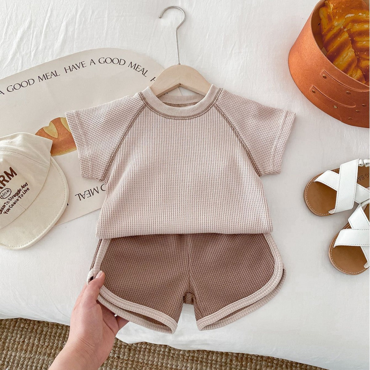 Baby Summer Outfit 2-Piece Set - Unisex T-shirt & Shorts