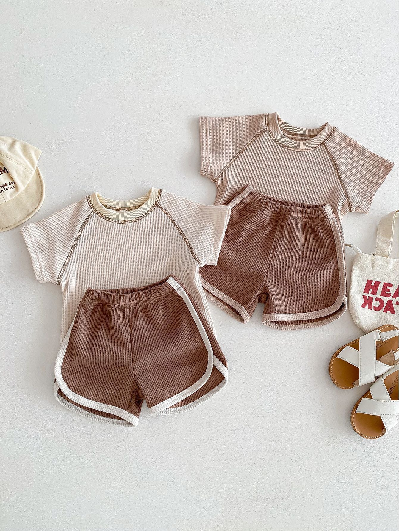 Baby Summer Outfit 2-Piece Set - Unisex T-shirt & Shorts