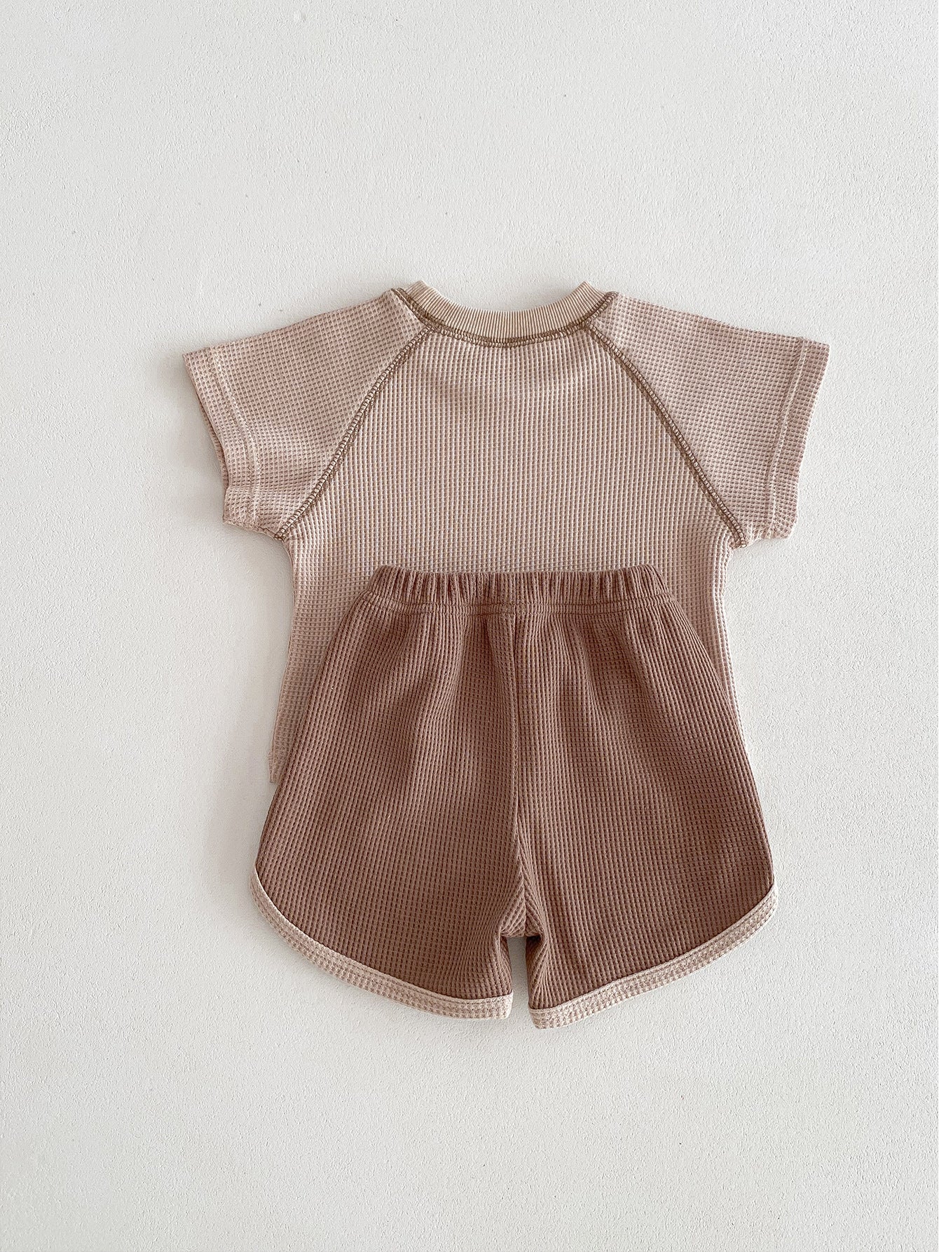 Baby Summer Outfit 2-Piece Set - Unisex T-shirt & Shorts